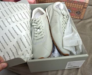 (Category: ) located in . Submitted by selling_preloved_items1122 (Listing ID 1433140010, Image 1). Description: .