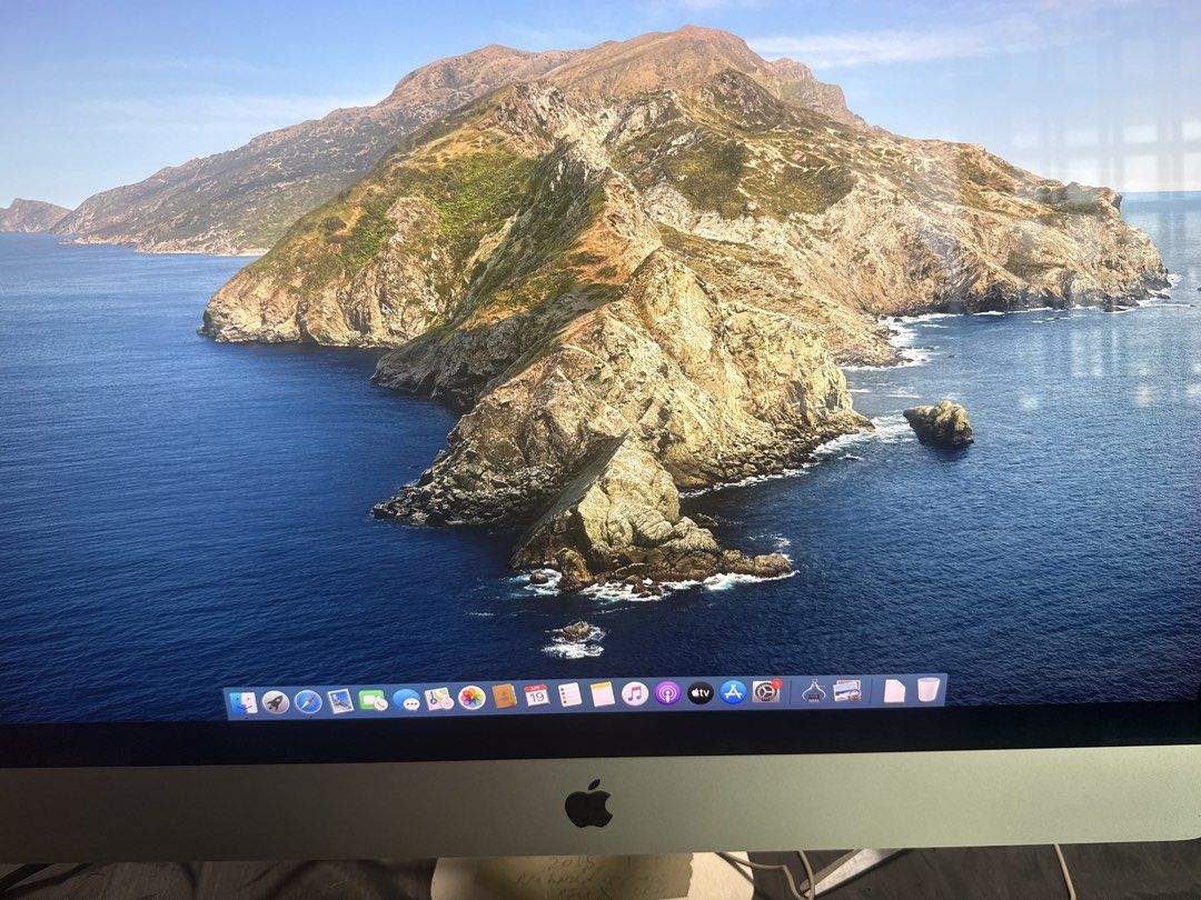 Apple iMac (Retina 5K, 27-inch, Late 2015)