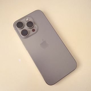 香港版Apple iPhone 15 Pro 512GB ナチュラルチタニウム 希少 iPhone