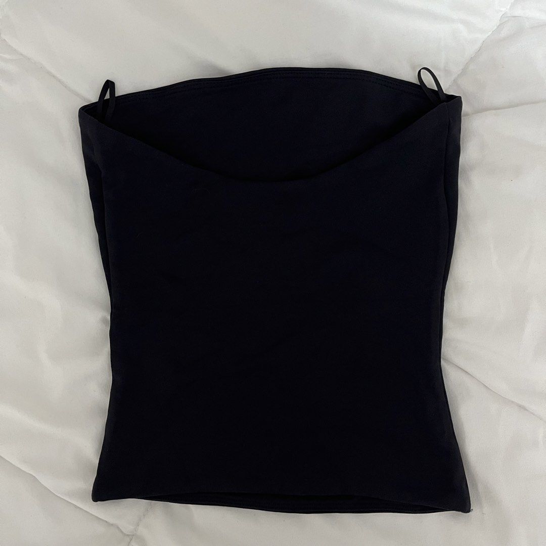 [SOLD] Aritzia Contour Tube Top (Category: Others Tops) located in Manila. Submitted by loliscloset (Listing ID 1433037380, Image 2). Description: no when-worn photos strictly no returns or refunds no cod payment: gcash courier: j&t or spx (sf shouldered by buyer) please message only if you’re a sure buyer.