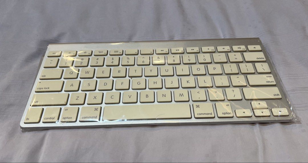 As New Apple Wireless Bluetooth Keyboard - A1314459196782704087040