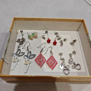 (Category: ) located in . Submitted by chamomile99 (Listing ID 1433103157, Image 1). Description: .