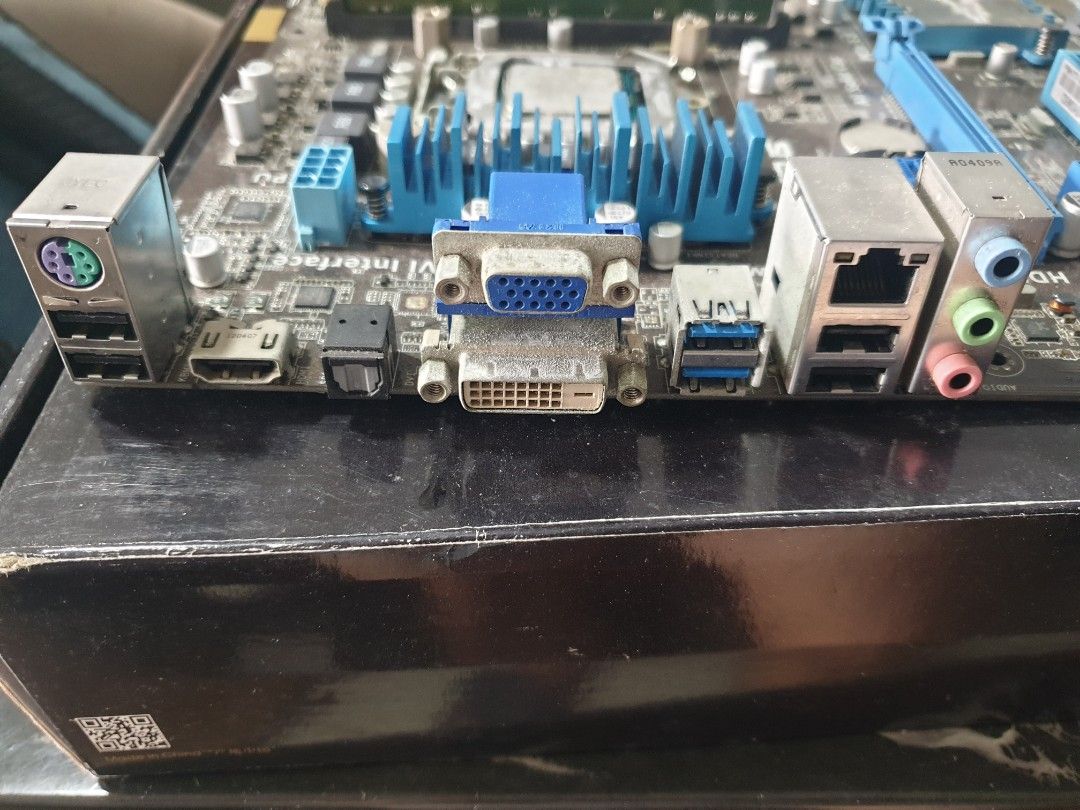 ASUS H77-V Motherboard with CPU and RAM, Computers & Tech, Parts ...