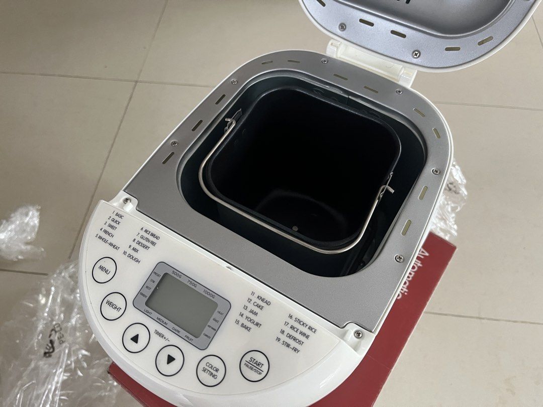 Automatic Bread Maker (Category: Breadmakers) located in Paranaque City. Submitted by samanthaarnaiz (Listing ID 1433064243, Image 2). Description: SUPER SALE ‼️‼️ ORIGINAL PRICE: 8k - 19 pre-set digital programs - Adjustable crust control - 15-hour programmable delay timer - 10-minute power cut off memory - Non-stick bread pan and aluminum die casting - Large viewing window - Includes measuring cup and spoon.