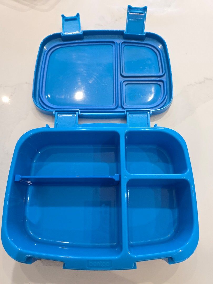 Bentgo Lunch Box (Category: Other Babies Going Out Needs) located in Quezon City. Submitted by warm.happylife (Listing ID 1433051664, Image 2). Description: No issues Very slightly used, all parts intact Bought from Amazon meetup or shipping location QC.