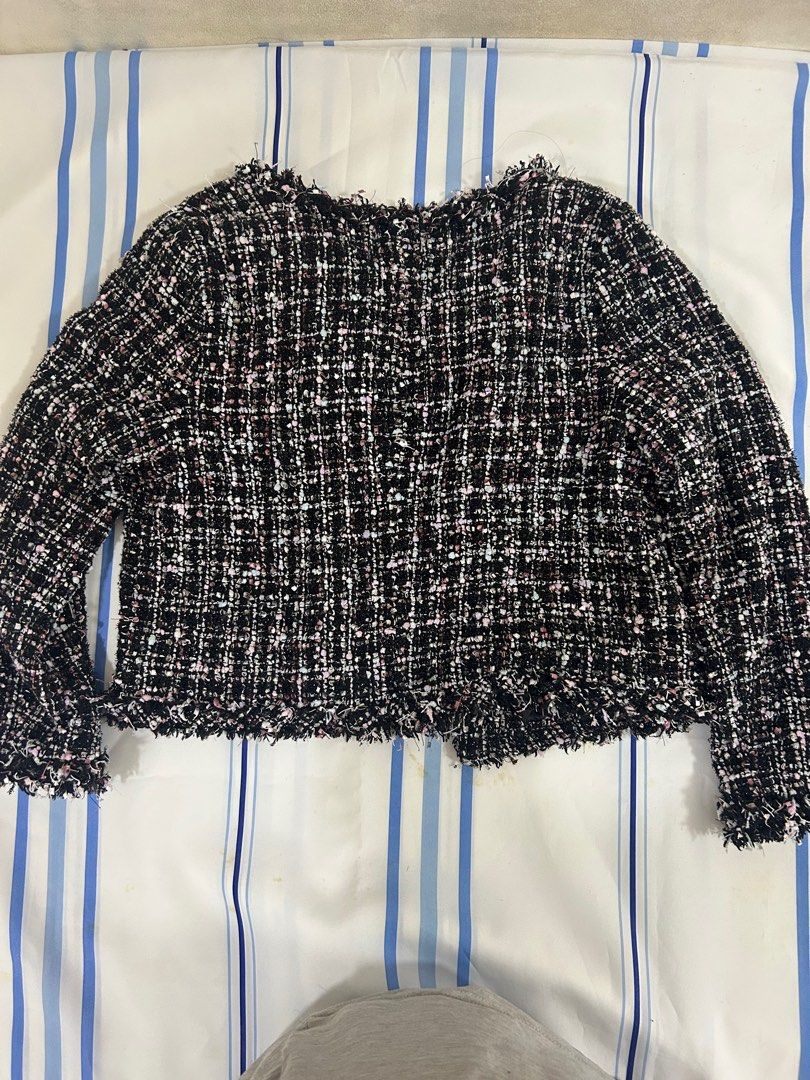Black and Gray Tweed Jacket with Frayed Edges (Category: Coats, Jackets and Outerwear) located in Pasig City. Submitted by zealcloud-49c8cd (Listing ID 1433038697, Image 2). Description: - Cut-tag, thrifted MOP: GCash Only Shipping: flashexpress, lalamove or grab only..