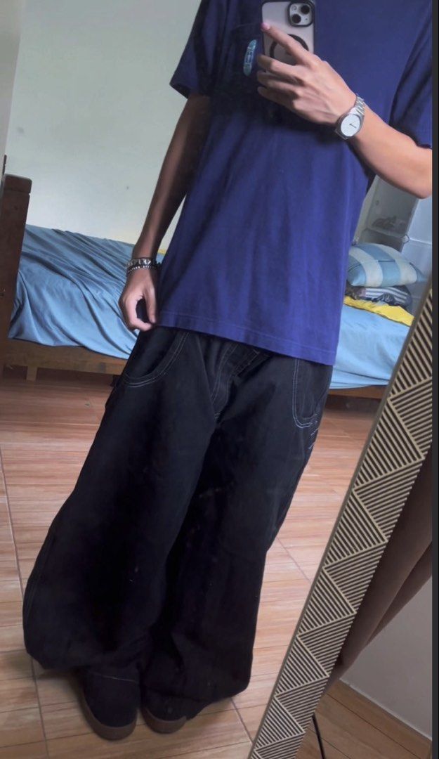 Jnco fatboys🐯🐯🐯 (Category: Jeans) located in Rizal. Submitted by shaggyding55299 (Listing ID 1433038490, Image 2). Description: Onhand Jnco fatboys 🐯 dm me for more pics or any questions w34 l42 h16.