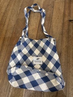 (Category: ) located in . Submitted by louiseclothes (Listing ID 1433033873, Image 1). Description: .