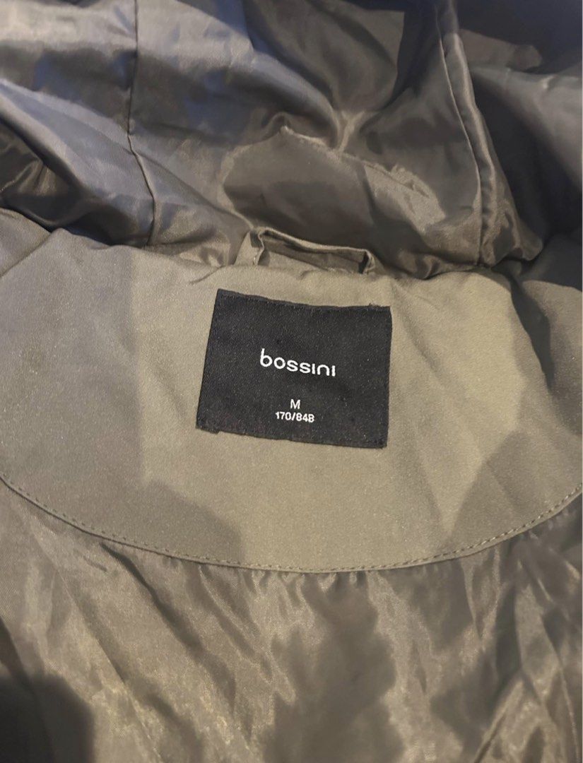 Bossini Hooded Padded Jacket - Olive Green - M (Category: Coats, Jackets and Outerwear) located in San Juan City. Submitted by quickpenguin.0016e7 (Listing ID 1433053303, Image 3). Description: - Bossini olive green hooded padded jacket🧥 - Full Zip closure and Velcro - Hood with drawstrings - Multiple pockets - Quilted design - Size M (170/84B) - Thick Ladies Puffer Jacket ‼️Php1,000 only‼️ 💵Payments via GCash, Maya, GoTyme or Credit to Bank 🚚