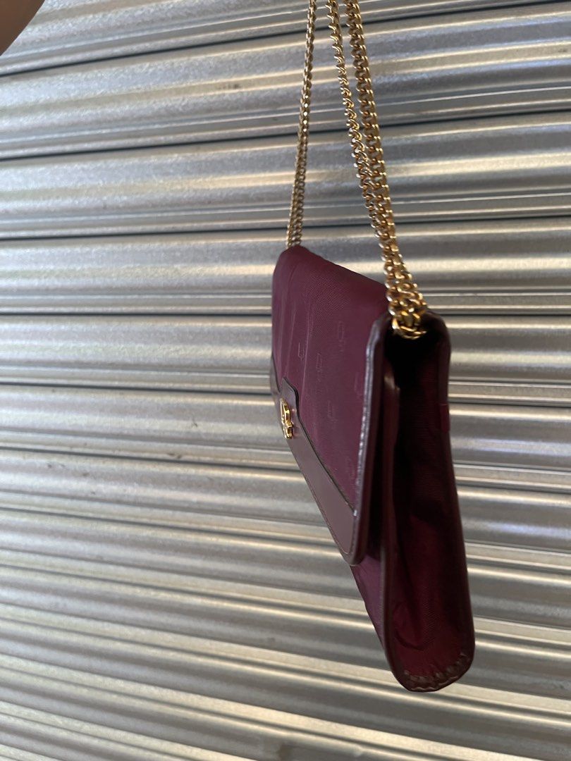 Christian Dior chain bag (Category: Luxury Bags & Wallets) located in Quezon City. Submitted by brandmanila (Listing ID 1433060273, Image 3). Description: .
