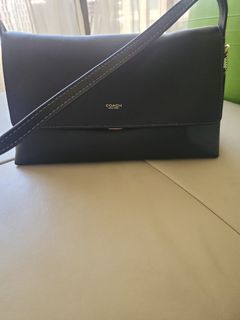 (Category: ) located in . Submitted by bags.wallet (Listing ID 1433002237, Image 1). Description: .