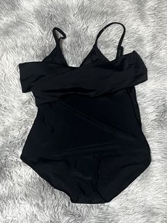 (Category: ) located in . Submitted by lacerna_wears (Listing ID 1433025165, Image 1). Description: .