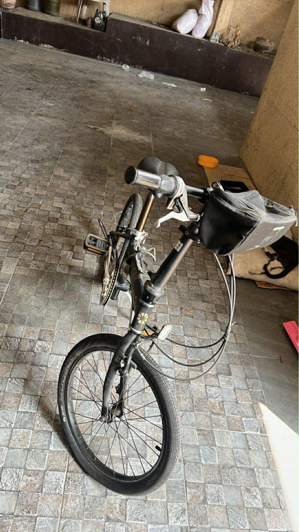 Dahon Vitesse 7005 Folding Bike (Category: Bicycles) located in Manila. Submitted by mysticwater-3c68 (Listing ID 1433159523, Image 1). Description: .
