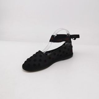 (Category: ) located in . Submitted by worn.never.torn (Listing ID 1433047233, Image 1). Description: .