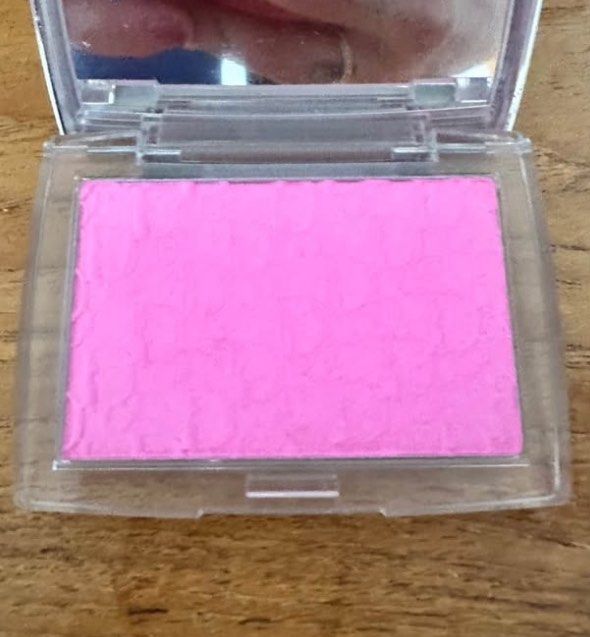 Dior Rosy Glow Blush 001 Pink (Category: Makeup) located in Quezon City. Submitted by cheerupbby (Listing ID 1433190085, Image 2). Description: Shade: 001 Pink. Selling for my friend. Will ship when I get back home to the Philippines in October/November 2026. I will only bring what is SOLD. Half payment accepted with no cancellation. All makeup is crossposted on marketplace 🇨🇦 and nowhere else. 📍 QC Can ship thru lalamove or j&t.