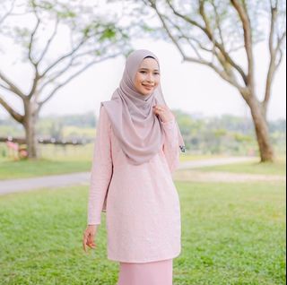 (Category: ) located in . Submitted by muyyaaa (Listing ID 1433176434, Image 1). Description: .