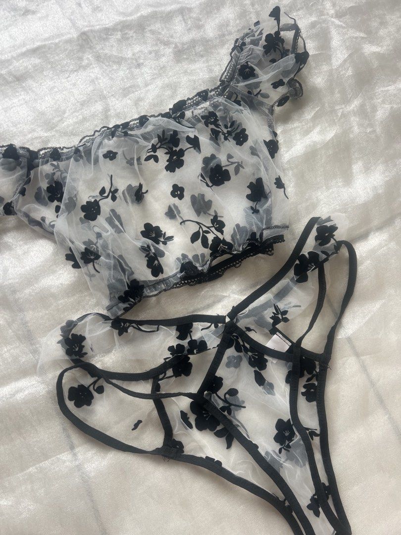 Floral Embroidered Lingerie Set (Category: Undergarments & Loungewear) located in Quezon City. Submitted by mei_declutters (Listing ID 1433161418, Image 2). Description: Code Black Floral Mesh *see through* Brand: —— Size: L Flaws: none .
