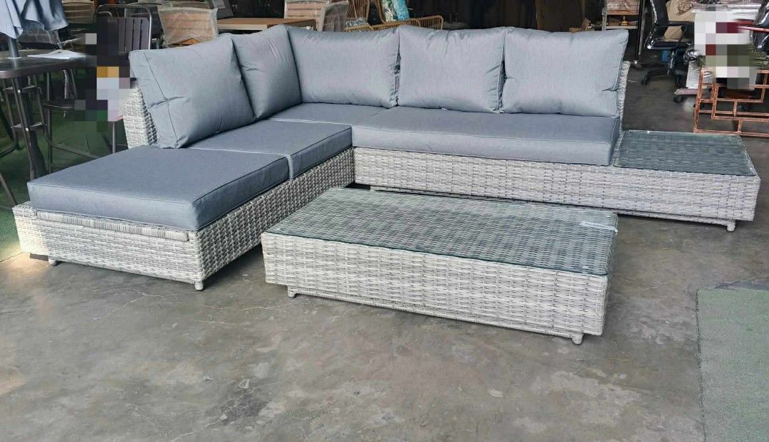 For Sale: Outdoor Sofa Set (Category: Sofas) located in Baliuag. Submitted by krizzy_kris02 (Listing ID 1433136645, Image 3). Description: brand. new synthetic Rattan sofa brand new and good quality powder coated steel Framing.