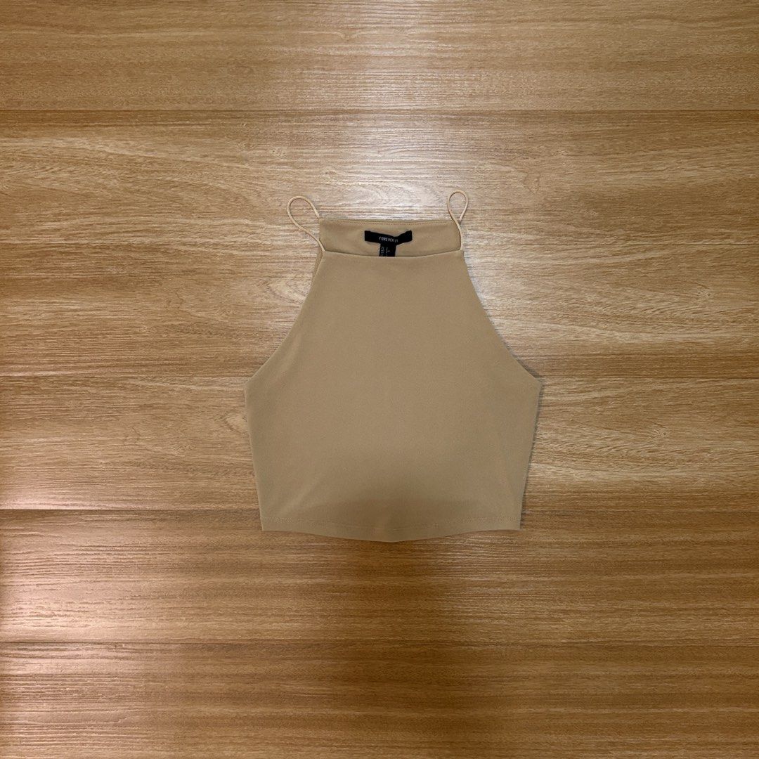 FOREVER 21 Tank Top (Category: Sleeveless) located in Baguio. Submitted by alwaysdeclutter1ng (Listing ID 1433091258, Image 1). Description: .