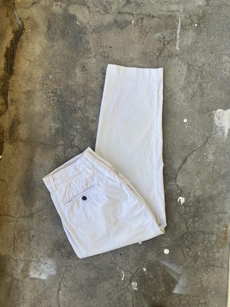 GIORDANO Khaki Pants Trousers (Category: Chinos) located in Davao. Submitted by lexusandrew (Listing ID 1433197509, Image 1). Description: GIORDANO Khaki Pants Trousers 🔴 Size: 30 📏 Waist: 30 📏 Length: 38 inches 📍 Roxas Avenue, Davao City 📦 Shipping via: J&T, LBC, Grab, or Maxim 🤝 Meetups available within Davao City 📩 DM to purchase tags: giordano, uniqlo, khaki, pants, khaki pants, uniqlo pants, uniqlo trousers, .