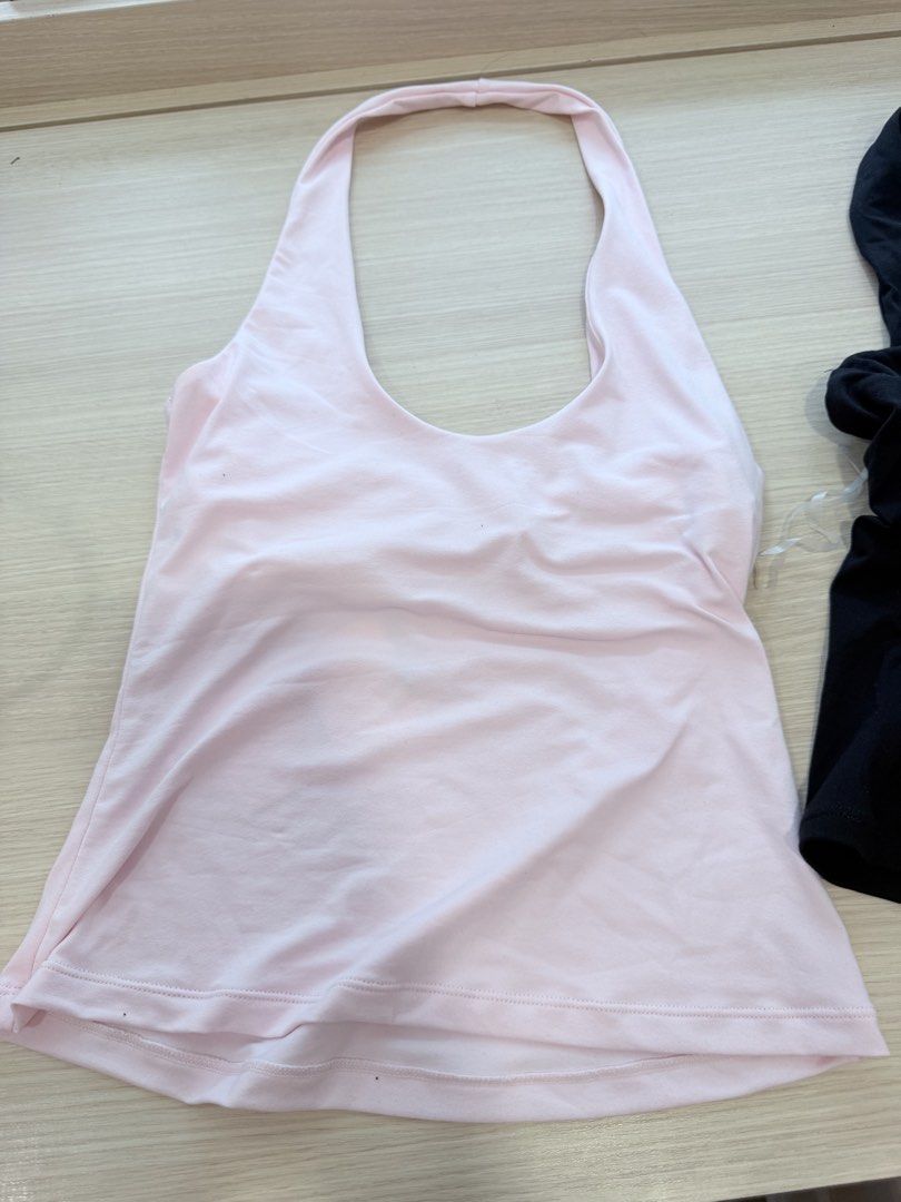 Glassons Basic top (Category: Sleeveless) located in Singapore. Submitted by jinpalca (Listing ID 1433182350, Image 2). Description: brand new bought from glassons in AU 1 for $20 2 for $38 3 for $51.