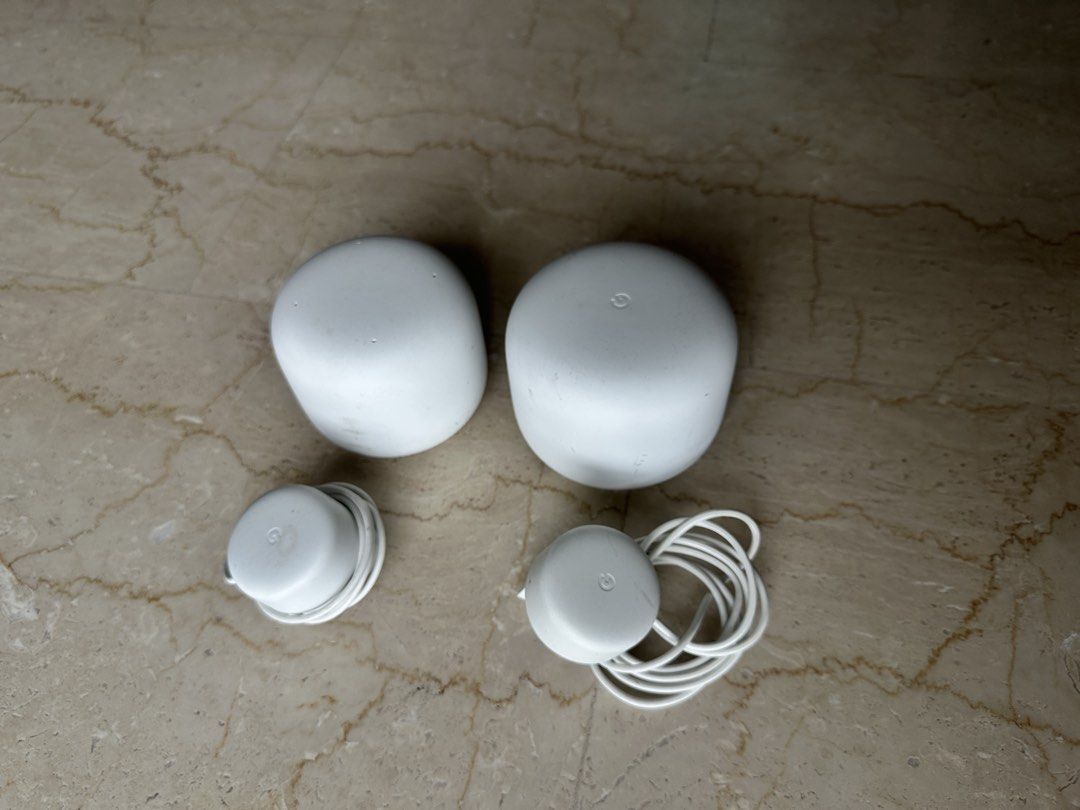 Google Nest Wifi Router and Point445051804960040960