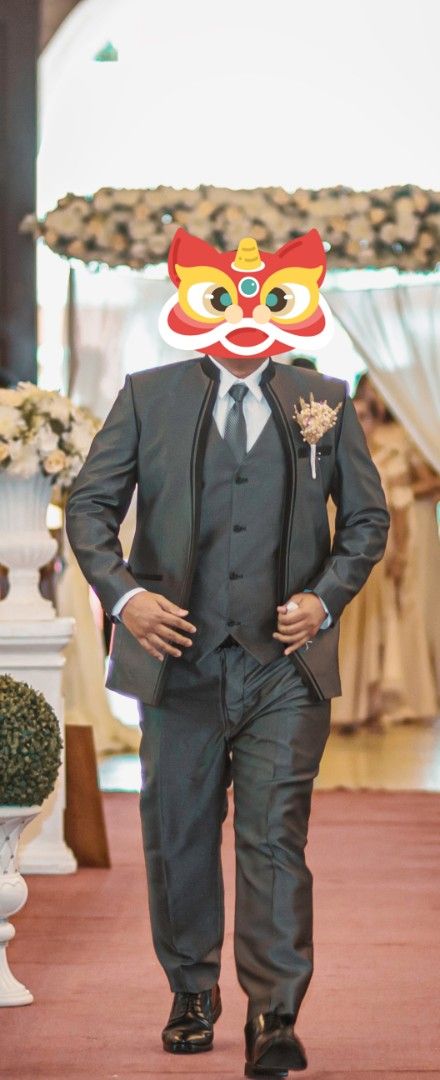 Gray Suit with Vest and Tie (Category: Coats, Jackets and Outerwear) located in Quezon City. Submitted by maki.chan0129 (Listing ID 1433070266, Image 2). Description: - Custom Gray suit with matching vest and tie - Includes white polo shirt (Size 44) - Modern mandarin collar jacket - Classic fit pants my husband is 5'11 in height he weights 90 kg semi shiny po siya mganda lalo n pag ntamaan ng ilaw. nka dipende sa angula structured po kasi yung t