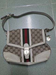 （分類：）位於 。 由 gabs_oxly 提交（商品編號 1433144381，圖片 1）。簡介： 。