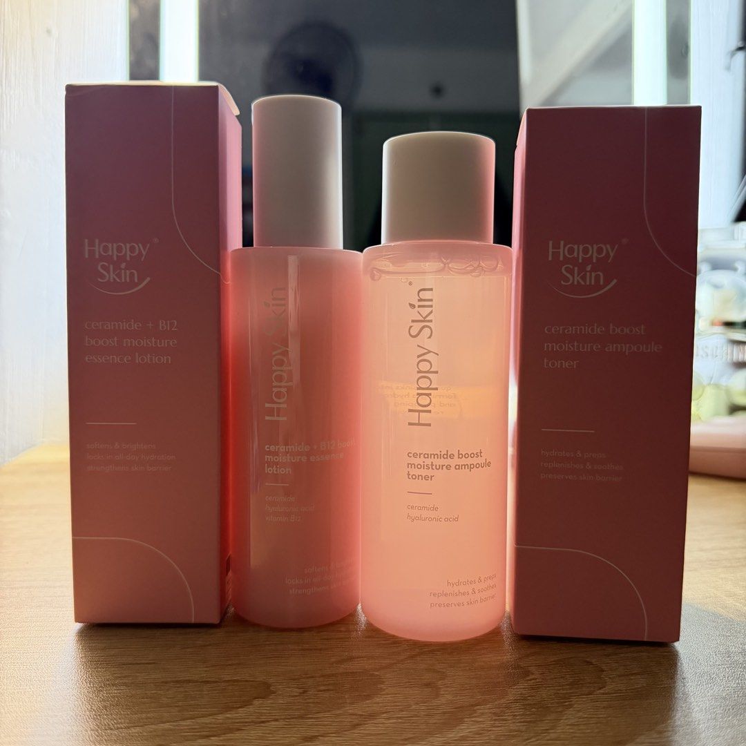 Happy Skin Ceramide Boost Moisture Ampoule Toner (Category: Face Care) located in Malabon City. Submitted by immaneedspace (Listing ID 1433062291, Image 2). Description: Ceramide + B12 Boost Moisture Essence Lotion ❌SOLD❌ Ceramide Boost Moisture Ampoule Toner ✅ - Benefits: - Softens and brightens skin (lotion) - Hydrates and preps skin (toner) - Contains ceramide and hyaluronic acid - Strengthens skin barrier MFG: 07-2024 SRP: ₱1k each.