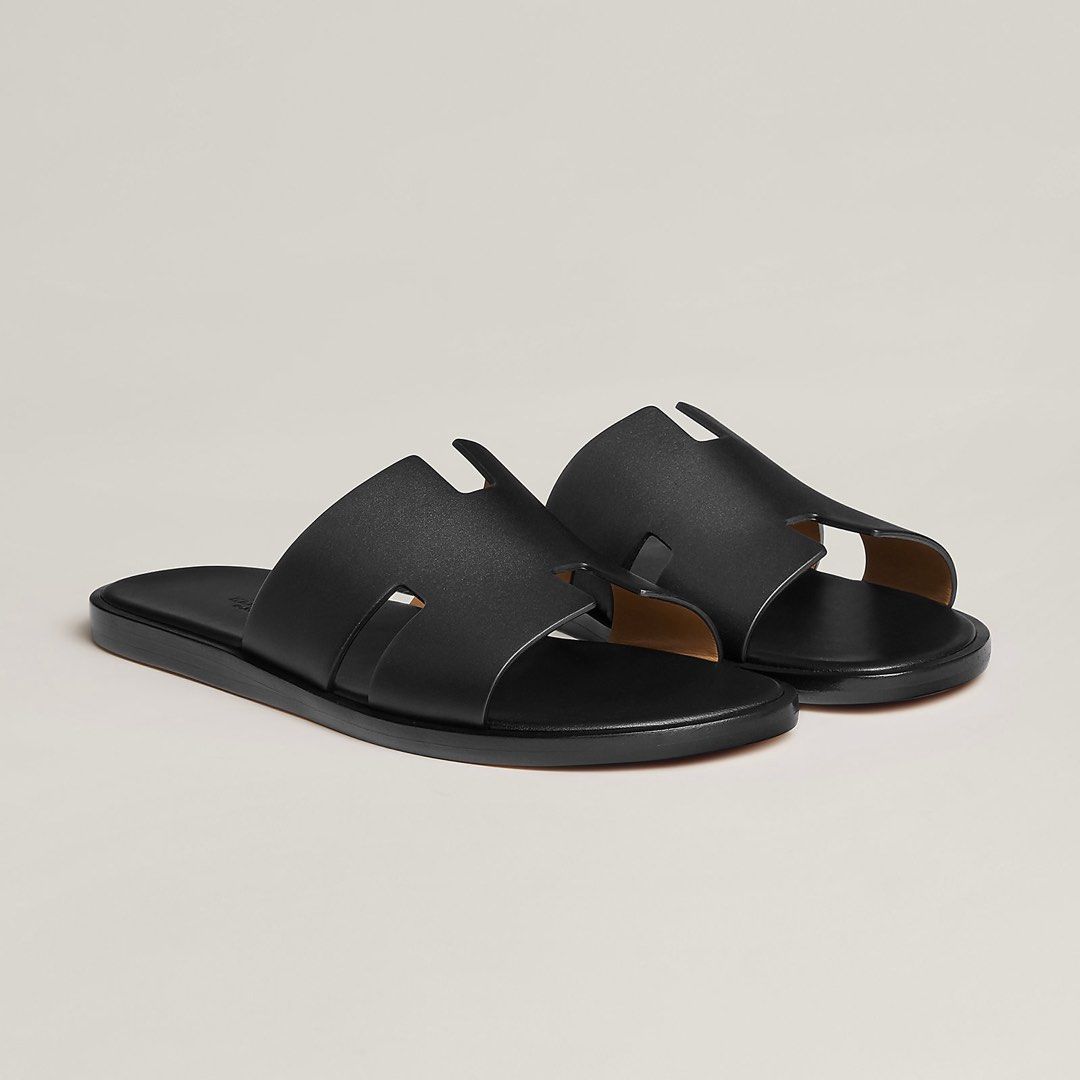 Hermes Izmir Sandal (Category: Slippers & Slides) located in Las Pinas. Submitted by vinalcantara (Listing ID 1433190050, Image 3). Description: For Steal / Trade !! Hermes Izmir Sandal Size 9 1/2 = Best fit for 10 Mens / Excellent condition with anti slip protector and with receipt Php 35,000 (SRP 50,000) Will send detailed pics upon request ✔️ ✅ Terms/Layaway 📍 Loc/Meet ups: Las Piñas 💸 BDO or Gcash 🚚 Lalamove/LBC ✔️ Unli vouch and legit che