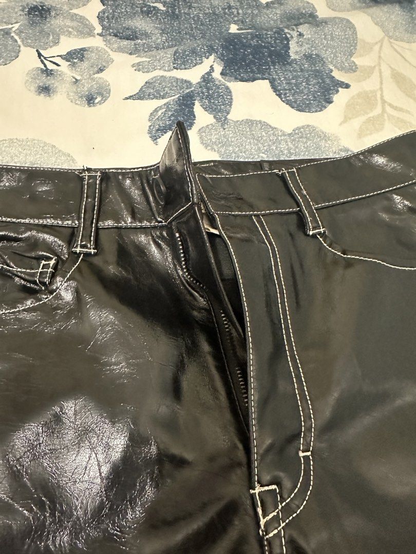 H&M Black Faux Leather Pants (Category: Other Bottoms) located in Bacoor. Submitted by katsune (Listing ID 1433103448, Image 3). Description: Unisex - H&M faux leather pants - Color: Black - Details: White stitching - Size: EUR 36, US 4, CA 4, CN 160/68A.
