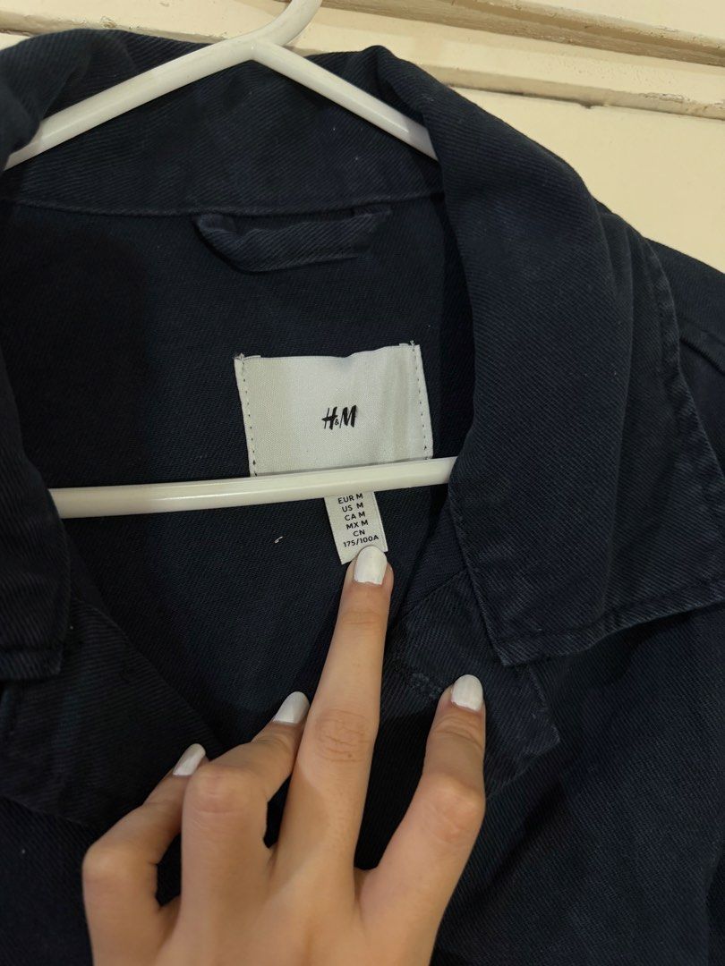 H&M COAT (Category: Coats, Jackets and Outerwear) located in Bacoor. Submitted by nd.clothing (Listing ID 1433047079, Image 2). Description: .