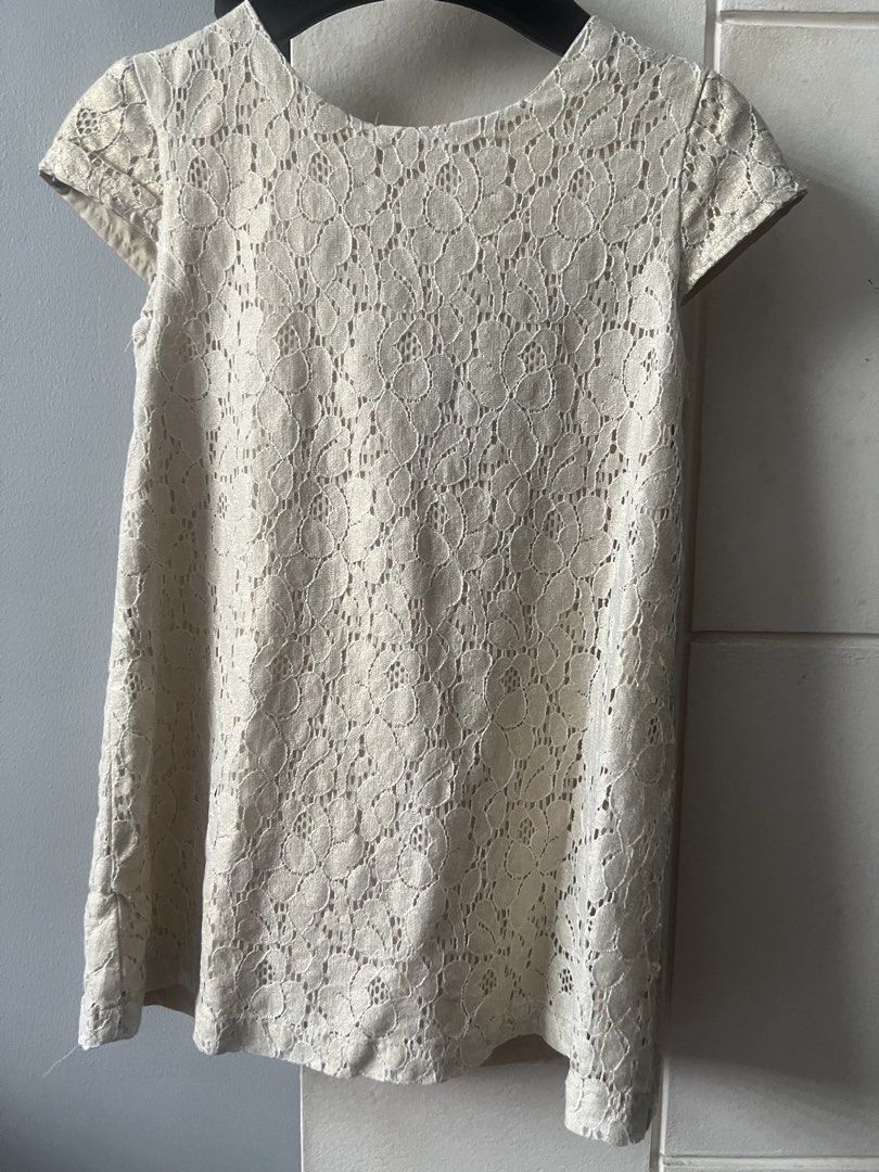 H&M Glittery Lace Dress (Category: Babies & Kids Fashion) located in Marikina City. Submitted by prelovedreeses (Listing ID 1433043677, Image 1). Description: - H&M lace dress - Cream color - Short sleeves - Back zipper closure - Size: EUR 98 (fits 2-3 year olds) - Made in China.