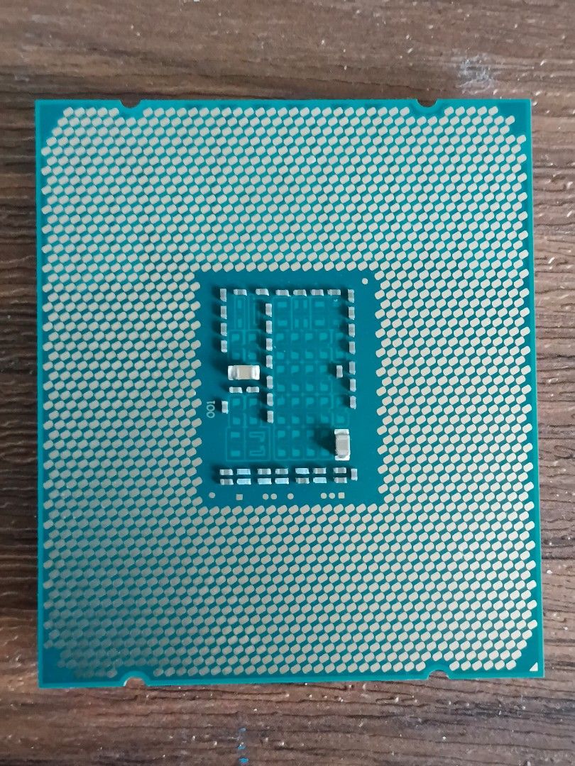 Intel Xeon E5-2650L v3 Server Processor (Category: Desktops) located in Manila. Submitted by unclevin29 (Listing ID 1433024381, Image 3). Description: 2500 each! ✔️ Tested working ✔️ Low power consumption (65W) ✔️ Ideal for virtualization / home server 🔧 Specifications: Model: Xeon E5-2650L v3 (SR1Y1) Cores/Threads: 12C / 24T Base Clock: 1.80GHz (Turbo ~2.5GHz+) Cache: 30MB L3 Socket: LGA2011-3 TDP: 65W (power efficient) Memory: DDR4 ECC Registe