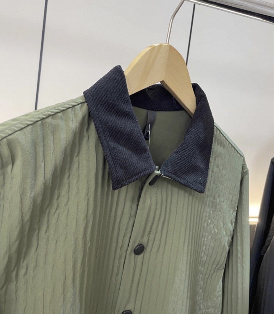 Issey Miyake style pleated coach jacket (Category: Coats, Jackets and Outerwear) located in Caloocan City. Submitted by greenboxpackaging (Listing ID 1433159931, Image 3). Description: Color gray, included some photos in different color for your design reference. Brandnew from China size Medium. Shoulder- 19inches Pits- 23inches lenght- 28inches.