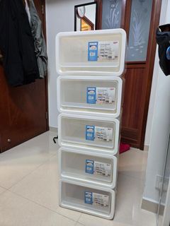 （分類：）位於 。 由 tkhtoyota 提交（商品編號 1433116084，圖片 1）。簡介： 。