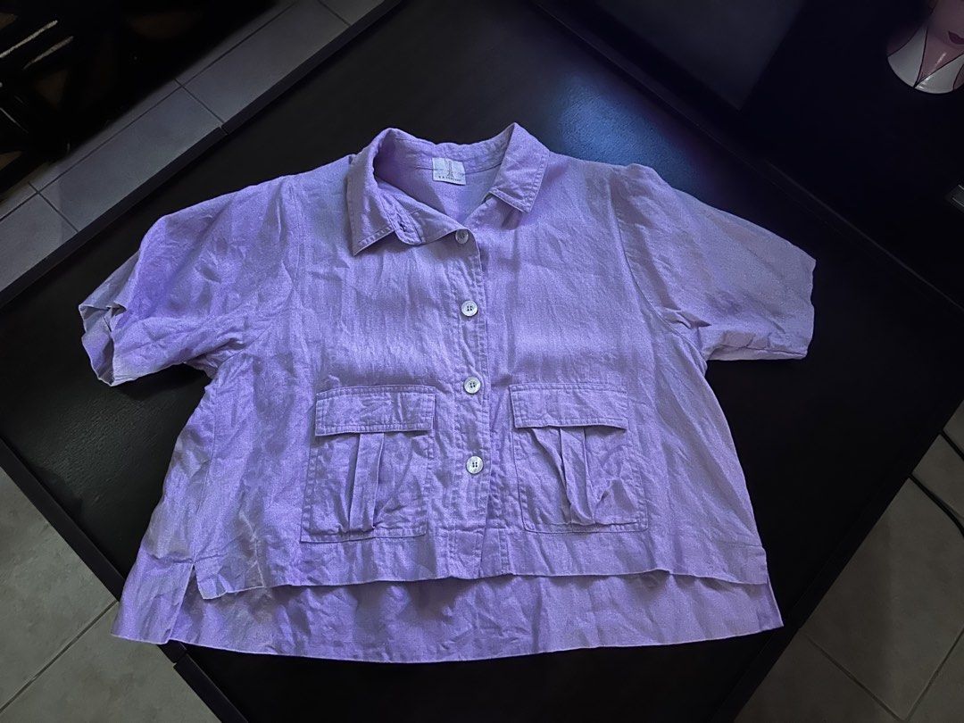 K & Company (Category: Blouses) located in Quezon City. Submitted by spatio (Listing ID 1433024816, Image 2). Description: Lilac linen polo top from K and Company. Large size. Can fit up to XL frame. Semi crop type. .