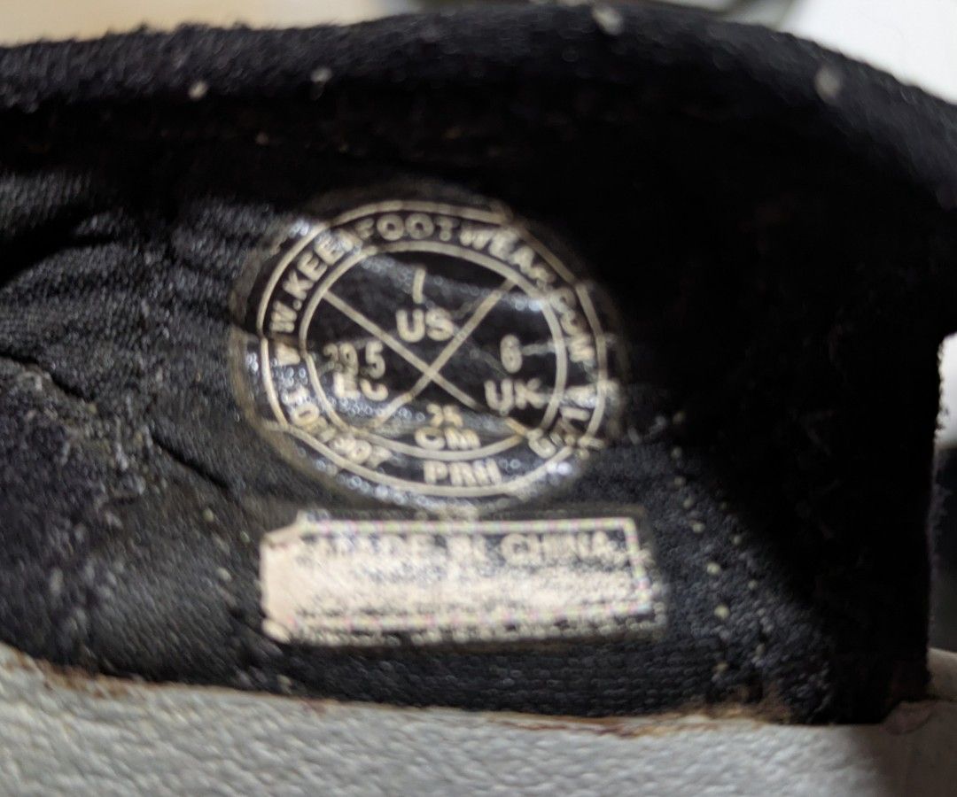 KEEN Newport H2 Sandals - US 7 / UK 6 (Category: Casual shoes) located in Singapore. Submitted by rocking999 (Listing ID 1433114136, Image 3). Description: - KEEN Newport H2 sandals - US Size: 6 - Condition: Good, with signs of wear (soles and uppers) - Perfect for cycling and outdoor adventures - Comfortable and durable Self collection only.