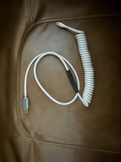 （分類：）位於 。 由 mark.2942 提交（商品編號 1433102579，圖片 1）。簡介： 。