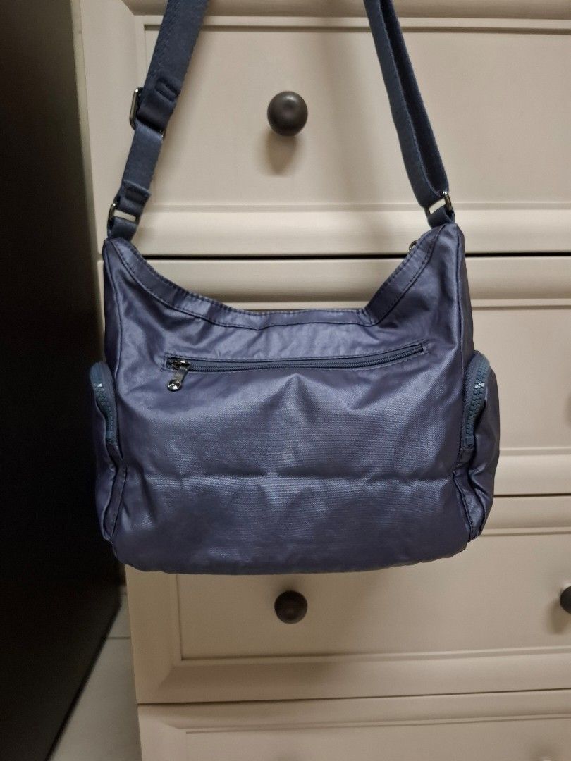 Kipling Gabbie S in Midnight Frost (Category: Cross-body Bags) located in Caloocan City. Submitted by rvf23 (Listing ID 1433057037, Image 2). Description: Can pass as new! Guaranteed orig 💯 Size: 11.5"L x 8.75"H x 6.5"D.
