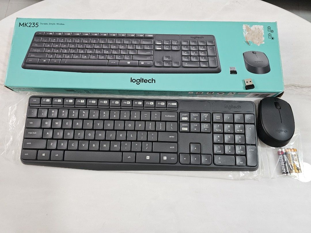 Logitech MK235 Wireless Keyboard and Mouse Combo459537579519528960