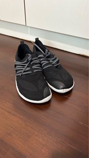 (Category: ) located in . Submitted by 5ftshop (Listing ID 1433084100, Image 1). Description: .