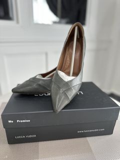 (Category: ) located in . Submitted by preloved64 (Listing ID 1433064518, Image 1). Description: .