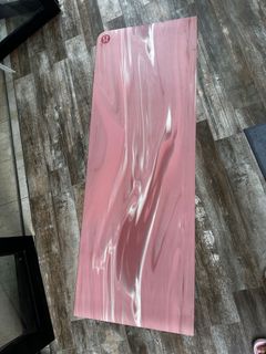 (Category: ) located in . Submitted by Mikixa (Listing ID 1433043162, Image 1). Description: .