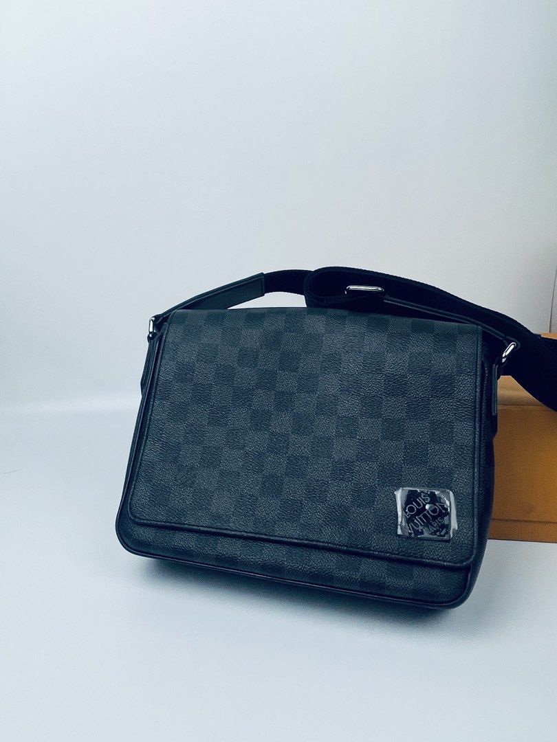 LV District PM NV3 Damier Graphite (Category: Luxury Bags & Wallets) located in Las Pinas. Submitted by vinalcantara (Listing ID 1433189801, Image 2). Description: For Sale / Trade !! LV District PM NV3 Damier Graphite Like new & complete Php 75,000 (SRP 140,000) Will send detailed pics upon request ✔️ ✅ Terms/Layaway 📍 Loc/Meet ups: Las Piñas 💸 BDO or Gcash 🚚 Lalamove/LBC ✔️ Unli vouch and legit check @Prynne_sole on IG! Dm to purchase!.