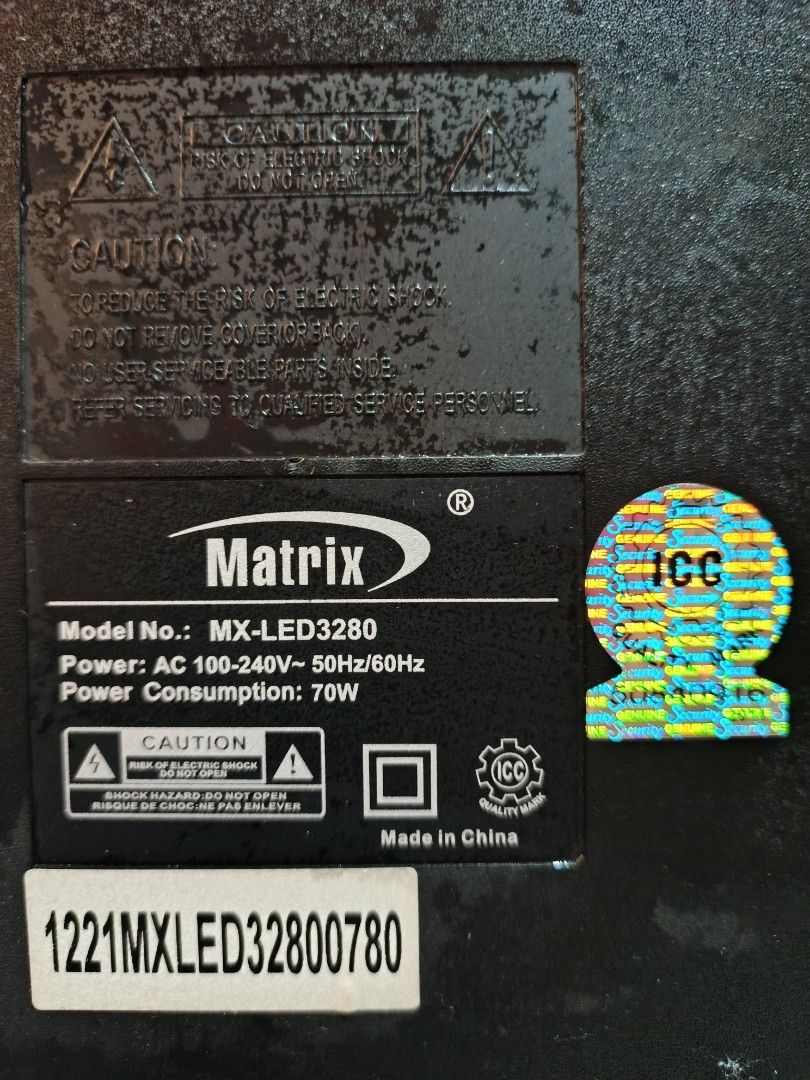 Matrix MX-LED3280 32-inch LED TV (Category: TV) located in Makati City. Submitted by julz2026 (Listing ID 1433012393, Image 1). Description: -Price is negotiable - with remote and free batteries - Power consumption: 70W - Power: AC 100-240V ~ 50Hz/60Hz - Made in China.
