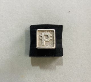 (Category: ) located in . Submitted by retroz_collections (Listing ID 1433103728, Image 1). Description: .