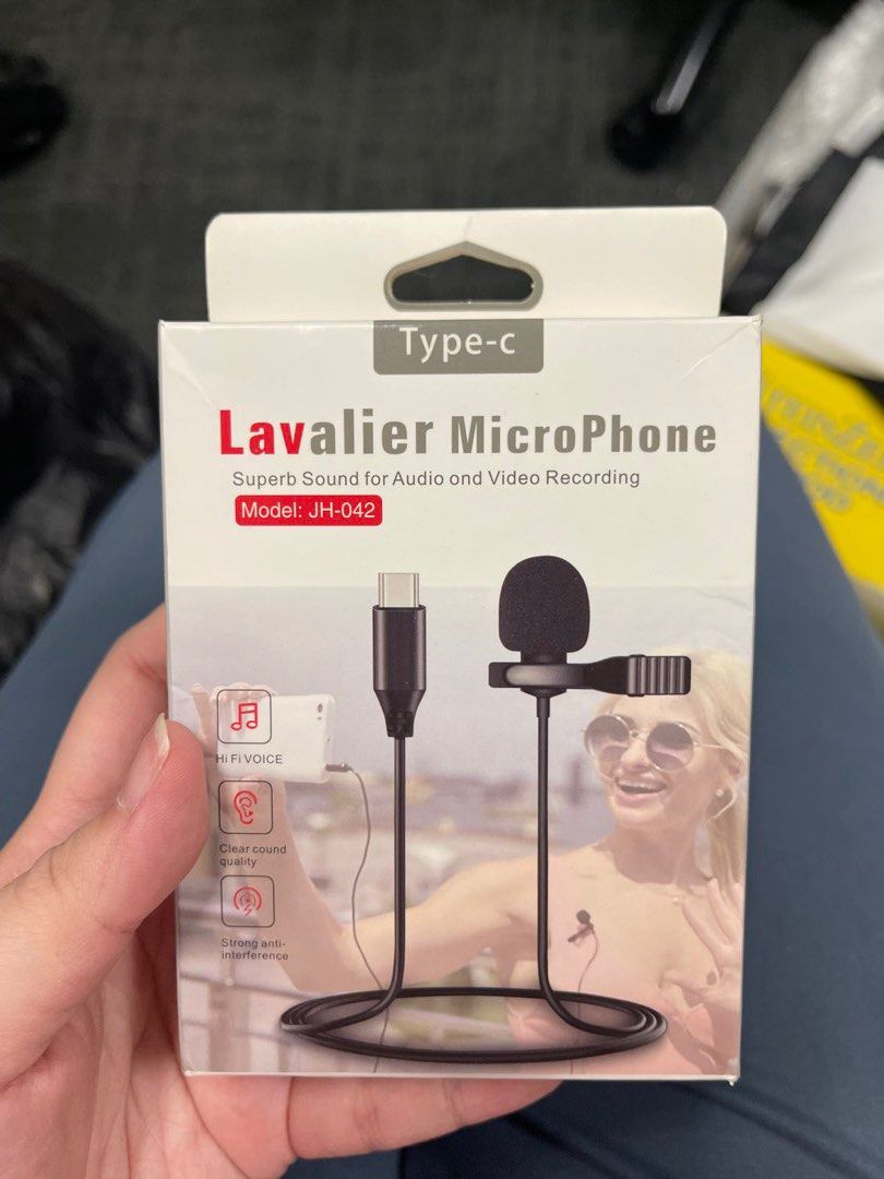Microphone431269040483870720