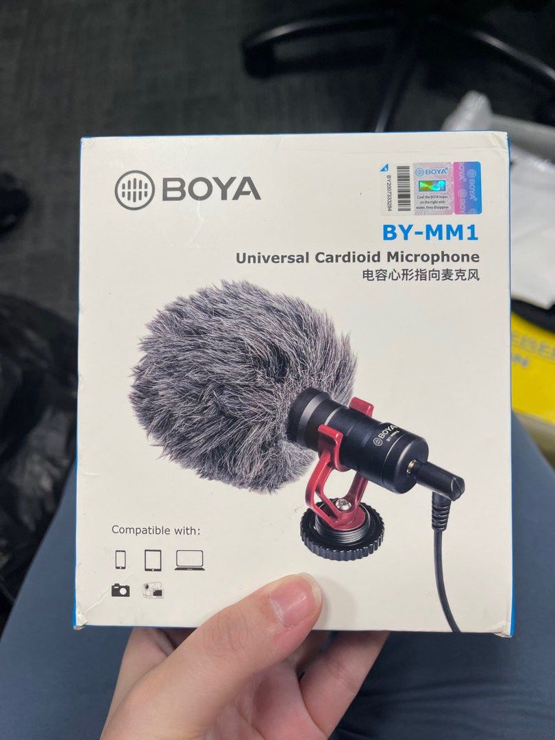 Microphone431269040483870724