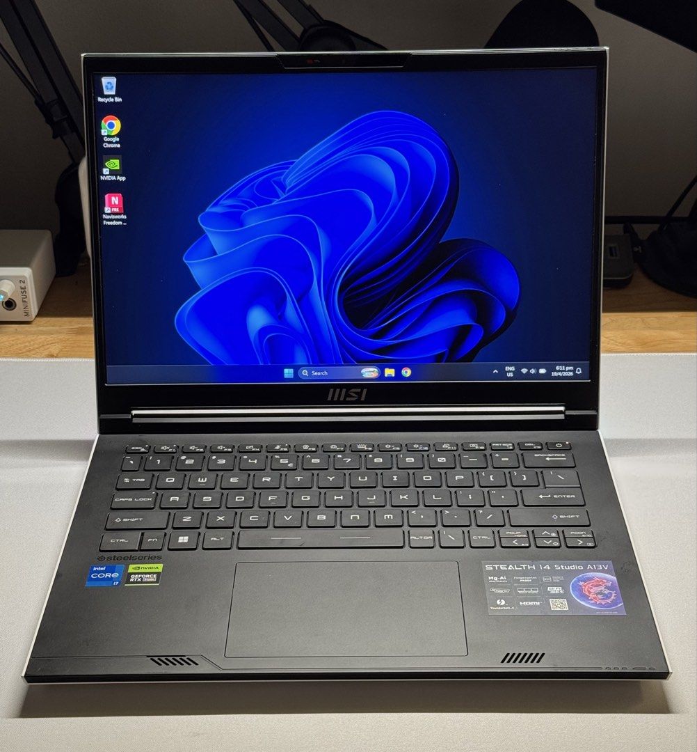 MSI Stealth 14 Studio A13VF Laptop444233574001551361